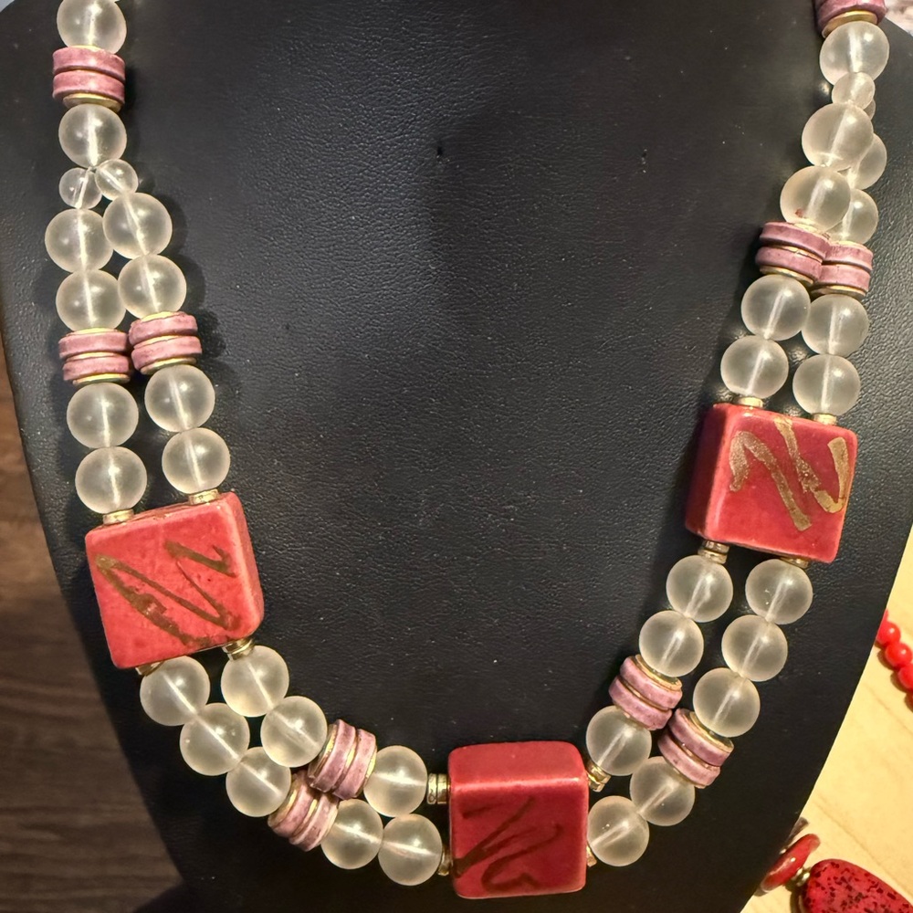 Mixed Vtg Jewelry lot of REDS - Picture 9 of 16